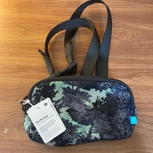 Lululemon Mini Belt Bag